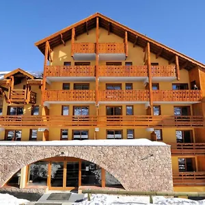 Risoulski Antares - Piscine Et Sauna Appartement